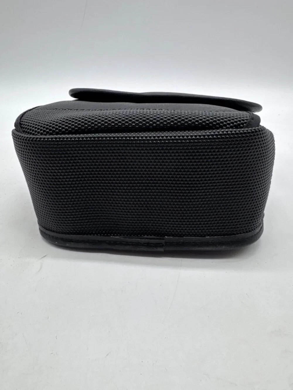 Black Digital Camera Bag With Adjustable Strap & Multiple Pockets For Accessorie